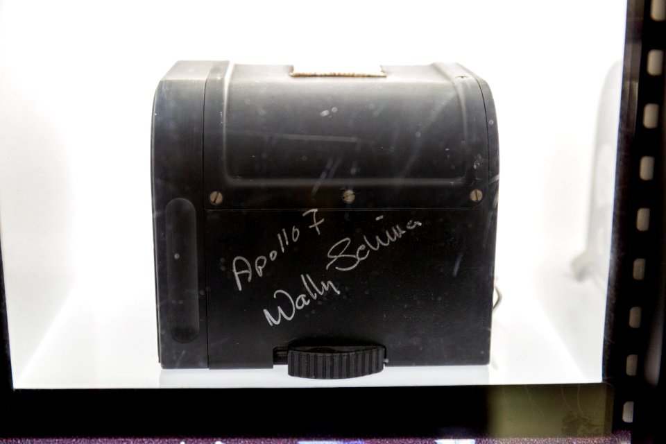 20180502_Apollo_7_camera_back_Cosmosphere