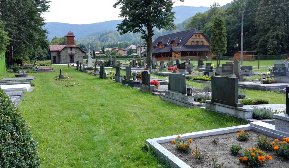 2018_Řeka_Lutheran_cemetery