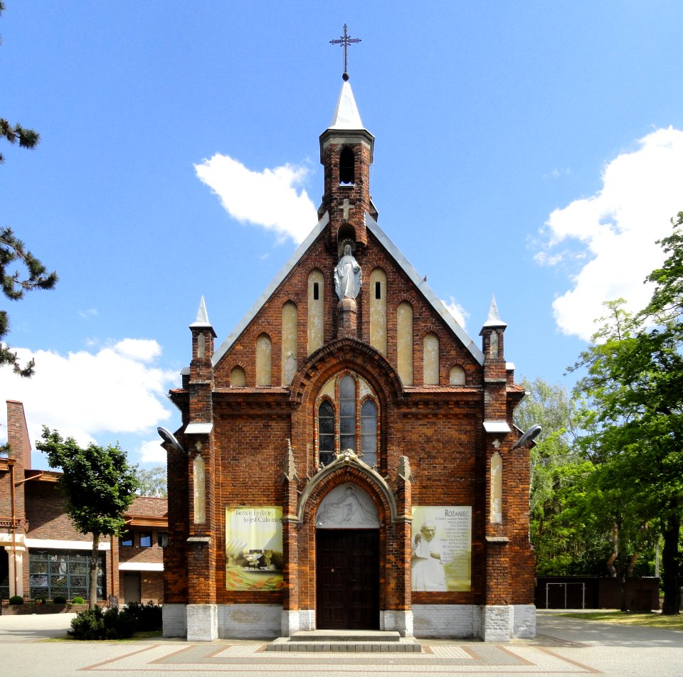 2018_Warszawa-Płudy_kościół_Narodzenia_Najświętszej_Maryi_Panny