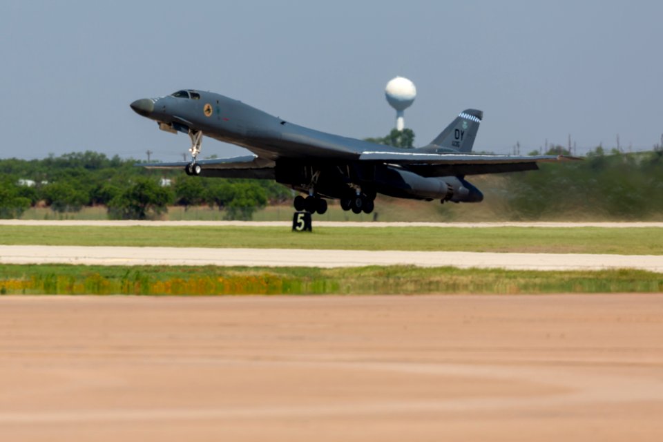 20180512_B-1B_Lancer_Dyess_AFB_Air_Show_2018_11