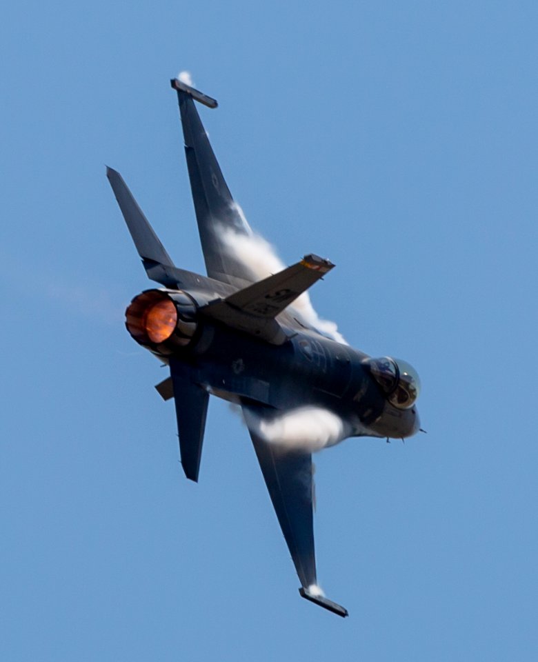 20180512_F-16_Demonstration_Dyess_AFB_Air_Show_2018_19