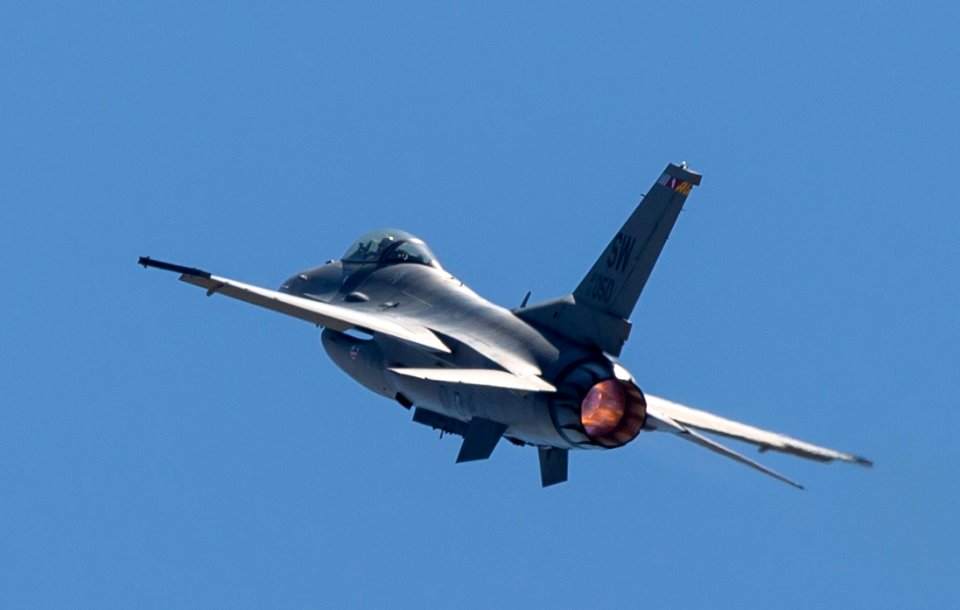 20180512_F-16_Demonstration_Dyess_AFB_Air_Show_2018_28