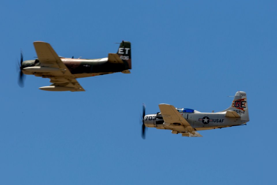 20180512_EA-1E_A-1H_Formation_Dyess_AFB_Air_Show_2018_1