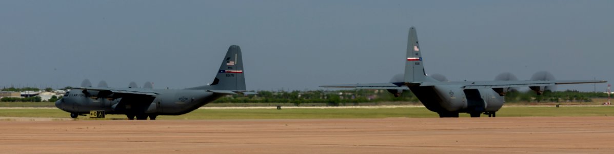 20180512_C-130J_Super_Hercules_Dyess_AFB_Air_Show_2018_10