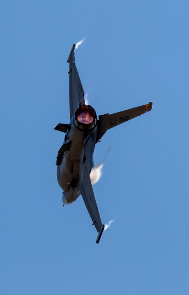 20180512_F-16_Demonstration_Dyess_AFB_Air_Show_2018_17