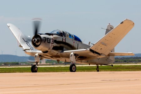 20180512_EA-1E_Skyraider_Dyess_AFB_Air_Show_2018_4