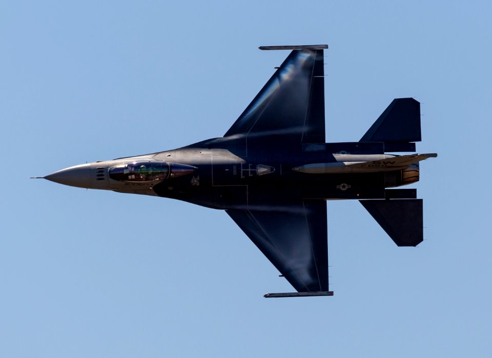 20180512_F-16_Demonstration_Dyess_AFB_Air_Show_2018_34