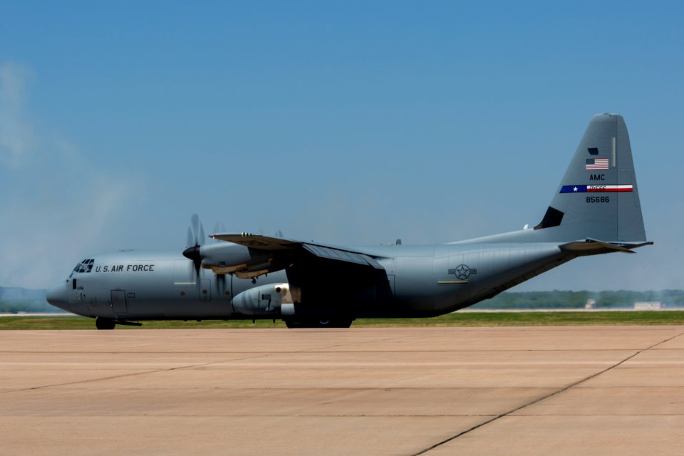 20180512_C-130J_Super_Hercules_Dyess_AFB_Air_Show_2018_24