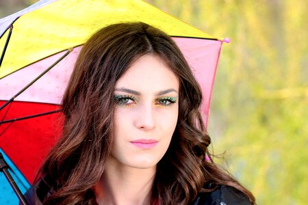 Coloring beauty green eyes