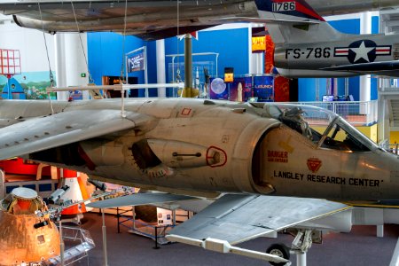 20180320_AV-8_Harrier_Virginia_Air_and_Space_Center