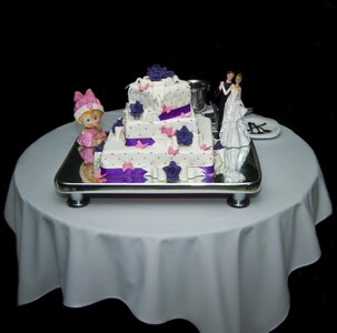 Sugar color wedding cake