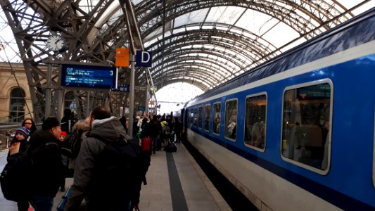 20180205_130825_Dresden_Haubtbahnhof_February_2018 photo