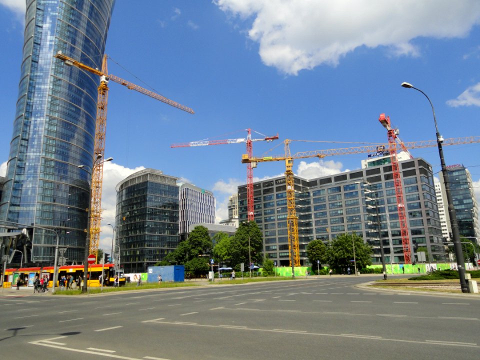 2018_Warszawa_kompleks_Generation_Park,_budowa,_2