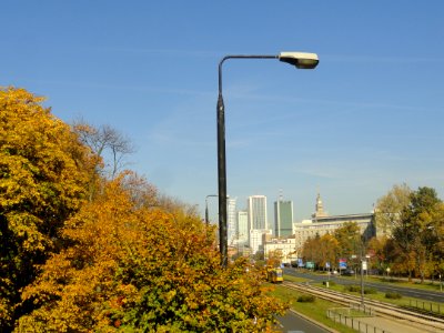 2018_Warszawa_Niepodległości-Pole_Mokotowskie,_latarnia