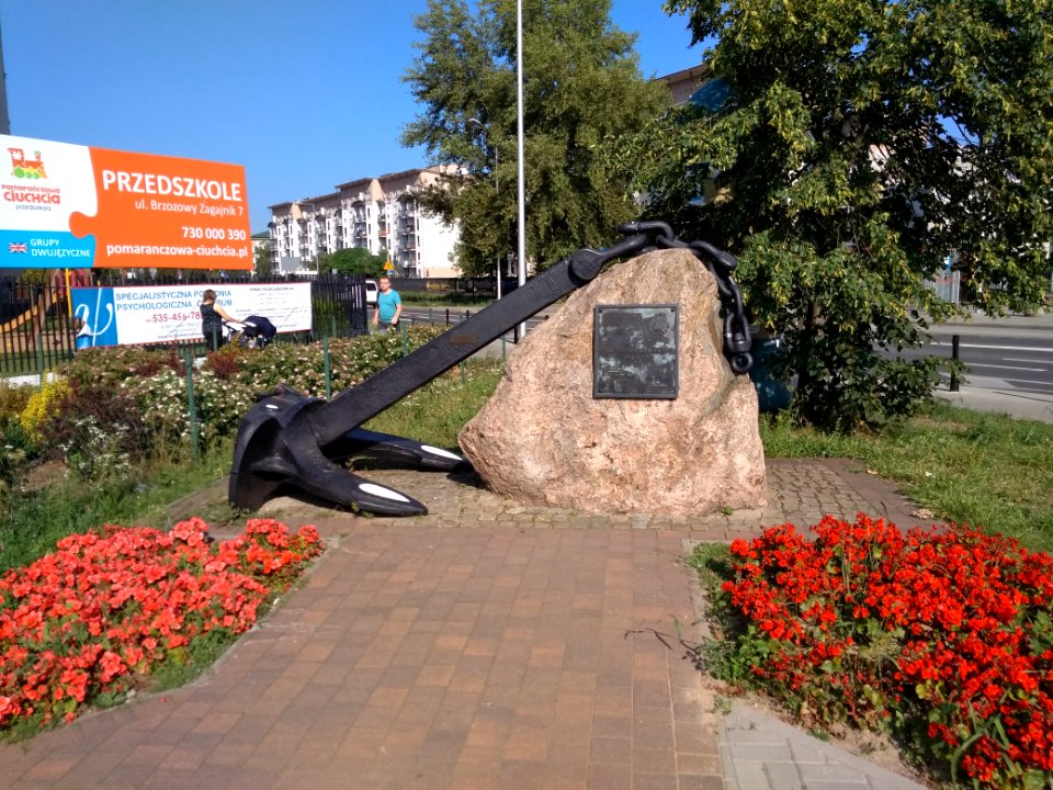 2018_Warszawa_Pomnik_Ligi_Morskiej_i_Rzecznej,_2