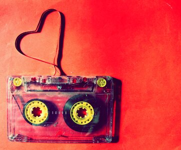 Cassette disc red music