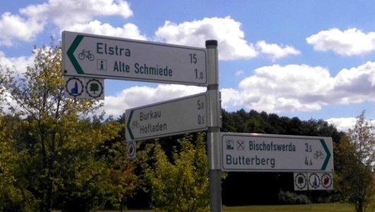 2018_Rammenau_Radwegweiser_Huldaplatz