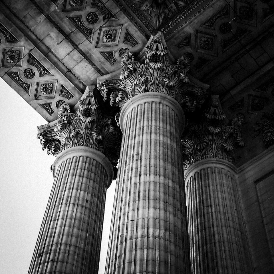 Paris detail scully