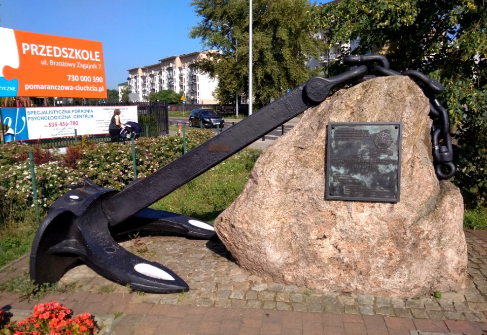 2018_Warszawa_Pomnik_Ligi_Morskiej_i_Rzecznej,_1