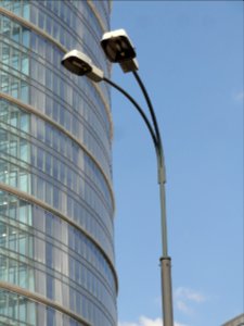 2018_Warszawa_rondo_Daszyńskiego,_latarnia,_1
