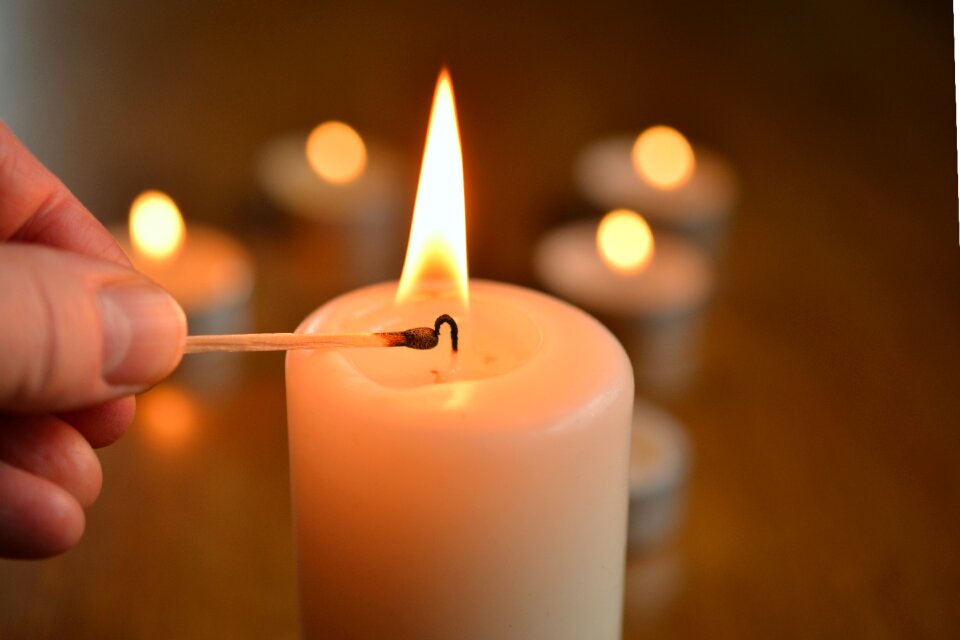 Flame candlelight burn