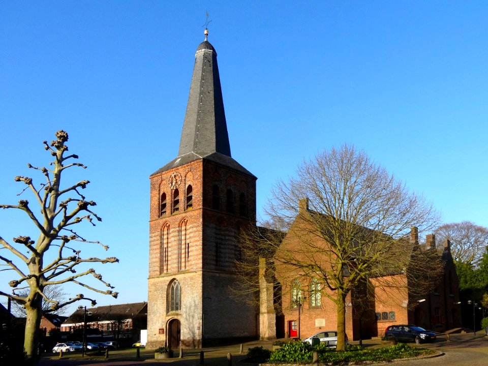 20140415_Oude-of_Sint-Pancratiuskerk_Brummen