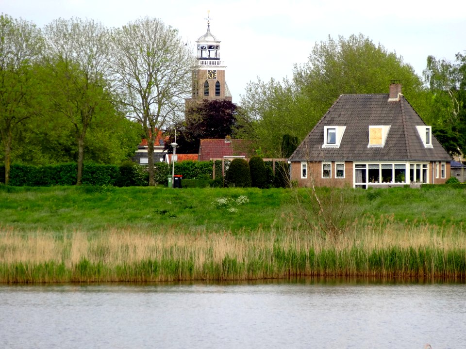 20140515_Zicht_op_Vollenhove2_vanaf_de_dijk_langs_Vollenhoverkanaal