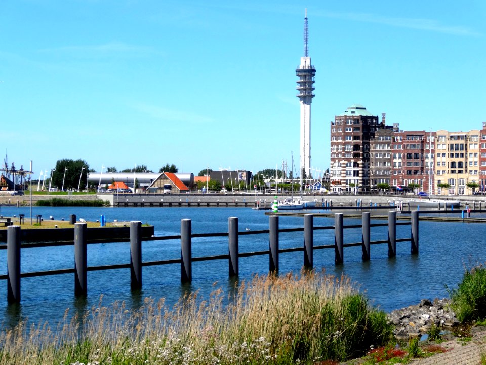 20140612_Zicht_op_Lelystad
