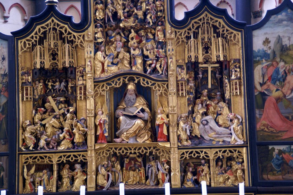2014.06.21.113318_Altarpiece_Stiftskirche_Münstermaifeld
