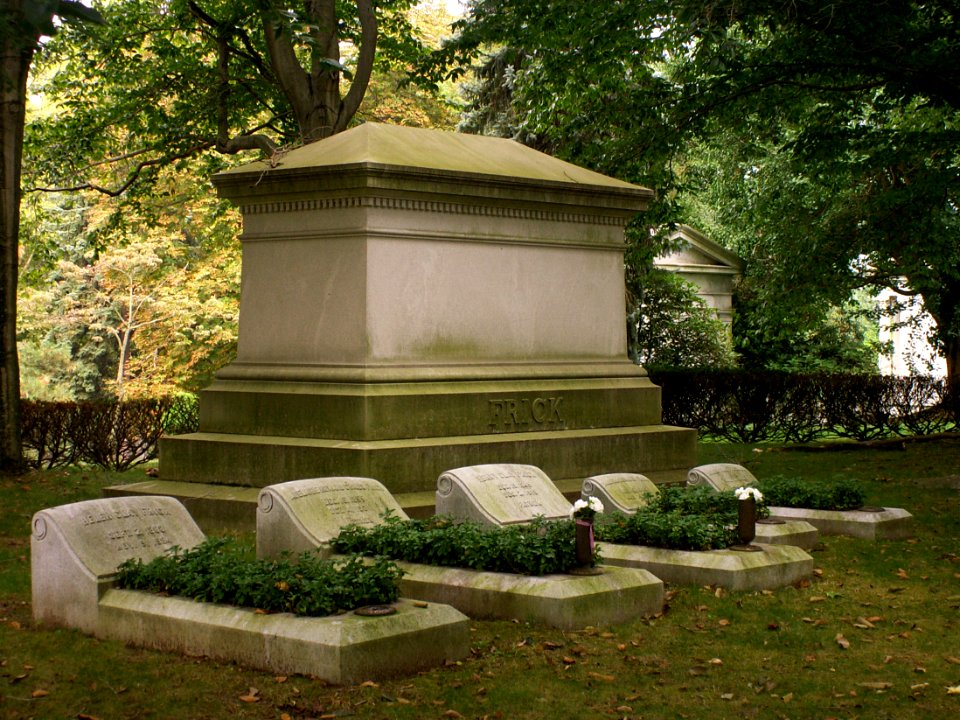 2014-09-05-Homewood-Cemetery-Frick-02