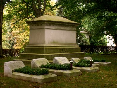2014-09-05-Homewood-Cemetery-Frick-02