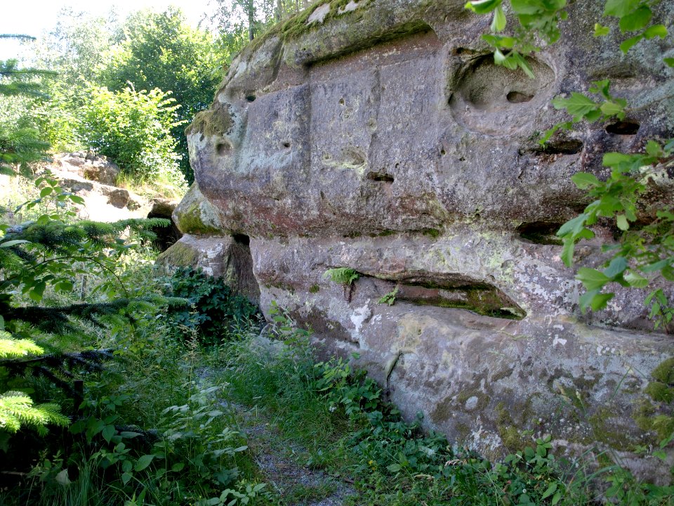 2014.06.17_-_Ruprechtshofen_-_Römische_Felsengräber_Schlattenbauer_-_06