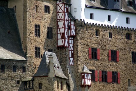 2014.06.21.143346_Burg_Eltz