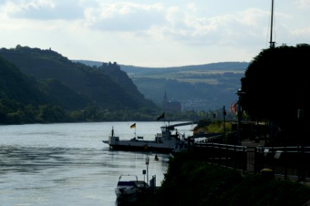 2014.06.21.185331_View_St._Goar-Oberwesel_Rhine_Kaub_B42