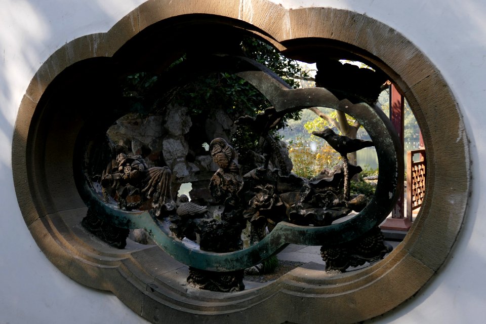 2014.11.21.112047_Three_Pools_Mirroring_the_Moon_Xihu_Hangzhou