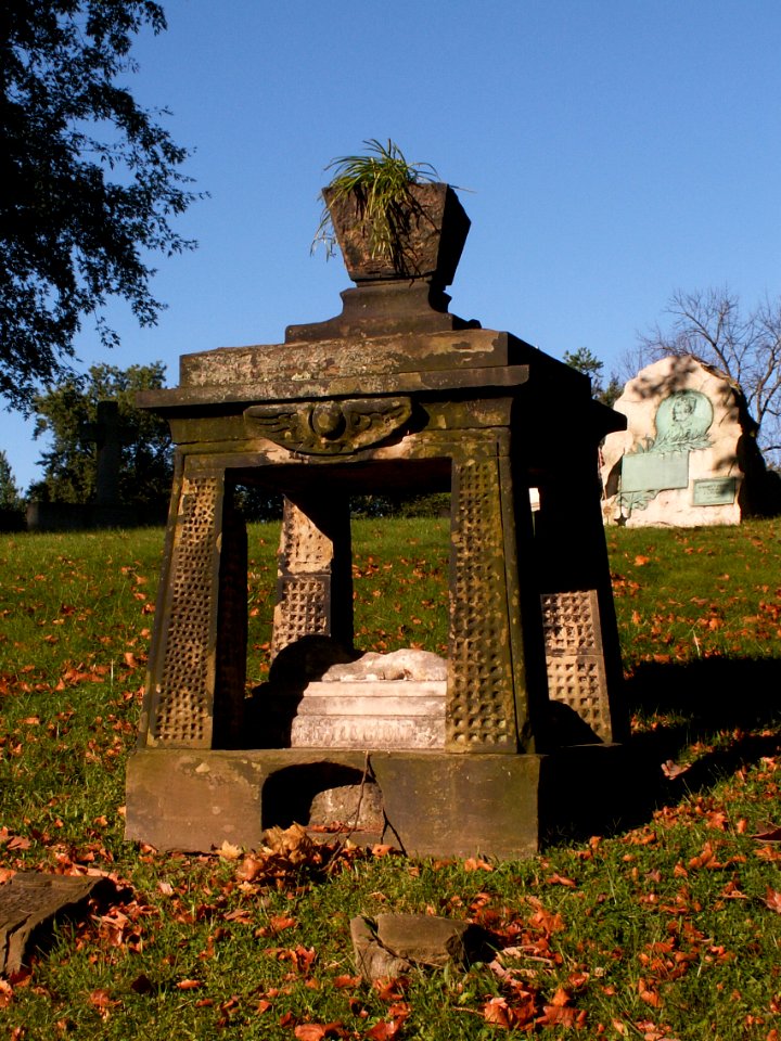 2014-09-08-Allegheny-Cemetery-Warden-02