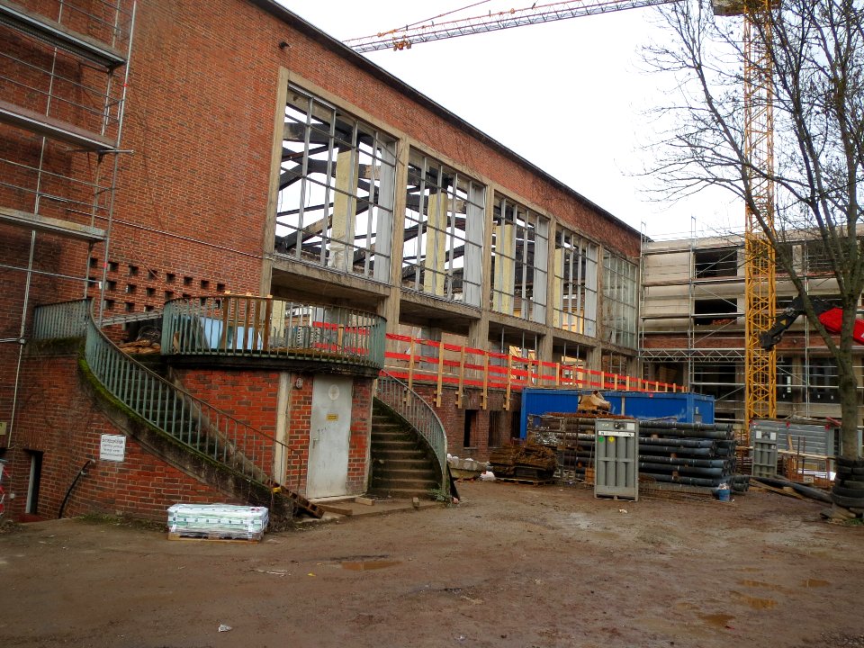 20140125Stadtbad_St_Johann2