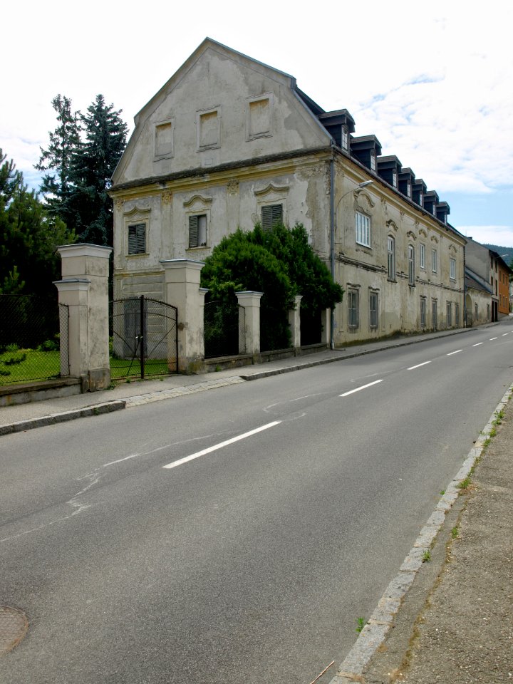 2014.06.17_-_Zelking-Matzleinsdorf_-_Schloss_Matzleinsdorf_-_05