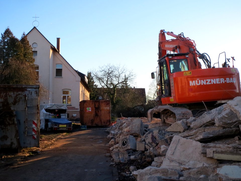 20140117Abriss_Neulussheim5