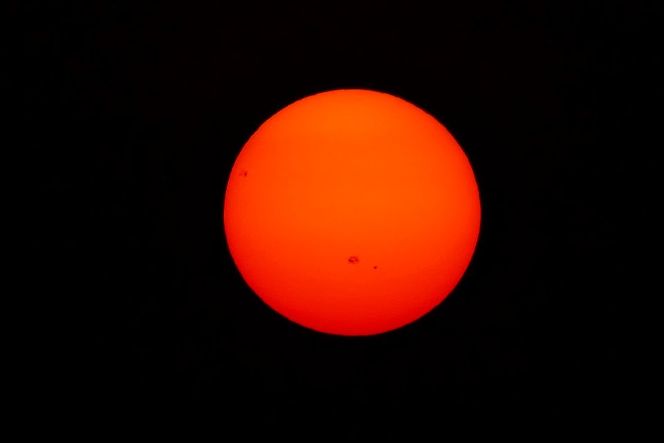 2014.11.21.164057_Sunspots_sunset_Xihu_Hangzhou