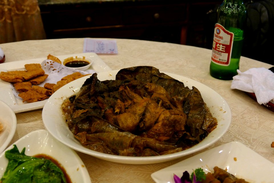 2014.11.21.172335_Wrapped_chicken_Lou_Wai_Lou_Restaurant_Xihu_Hangzhou