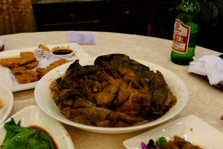 2014.11.21.172335_Wrapped_chicken_Lou_Wai_Lou_Restaurant_Xihu_Hangzhou