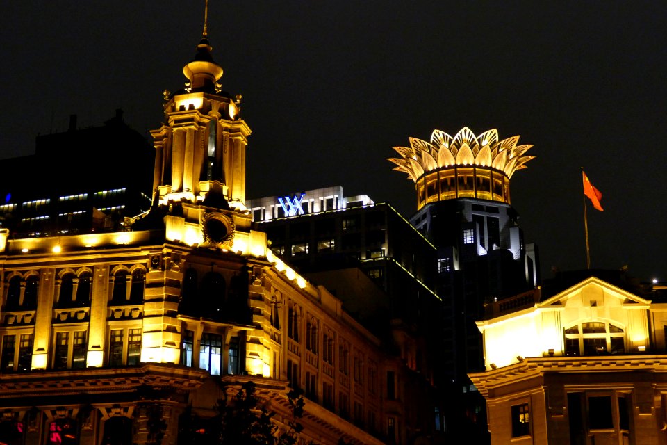 2014.11.15.192119_Three_on_The_Bund_Bund_Center_night_Shanghai