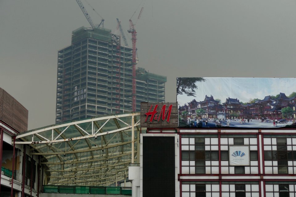 2014.11.16.115546_Sanpailou_Road_Shanghai