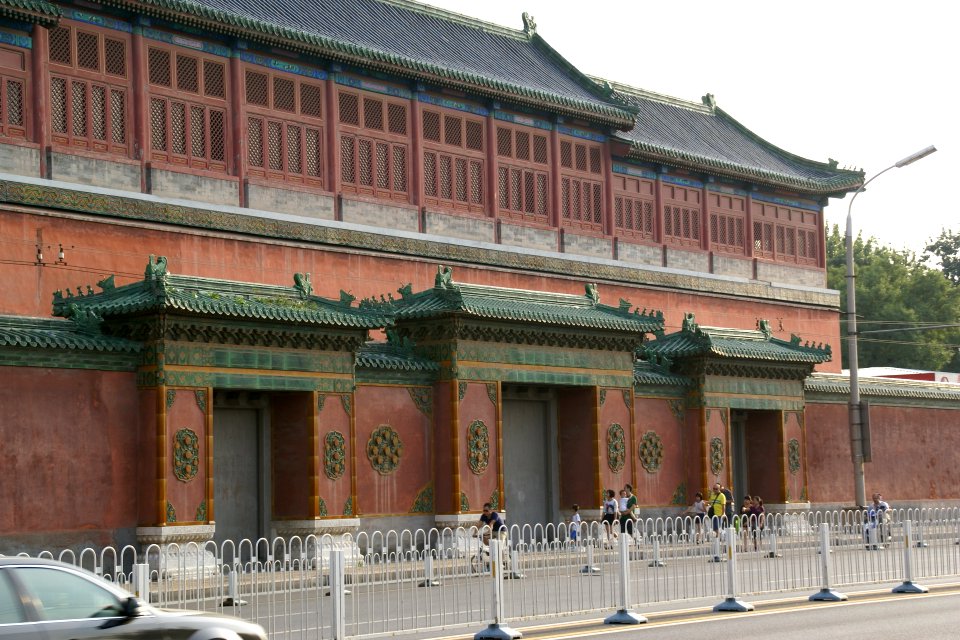 2014.08.17.171319_Liulige_(Glazed_Pavilion)_Beihai_Park_Beijing