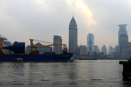 2014.11.16.162113_Ships_Huangpu_River_Shanghai