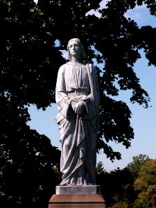 2014-09-24-St-John-Vianney-Cemetery-Calvary-03