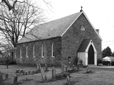 2014-12-12-Old-St-Lukes-01-bw