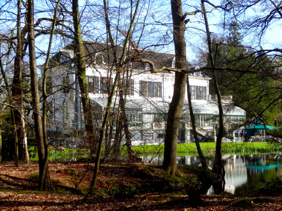 20140421_Engelenburg_(achterzijde)_Brummen
