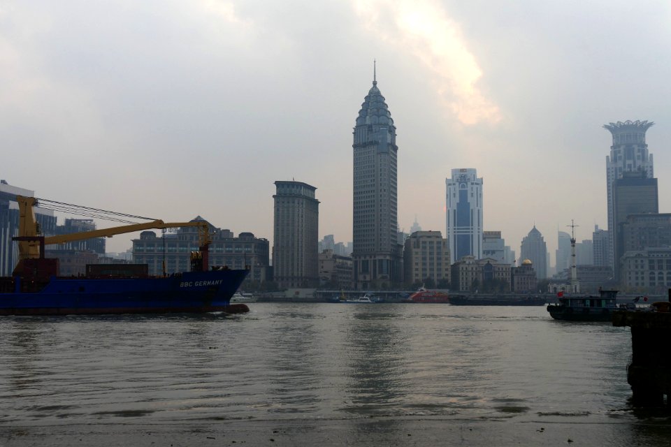2014.11.16.162107_Ships_Huangpu_River_Shanghai